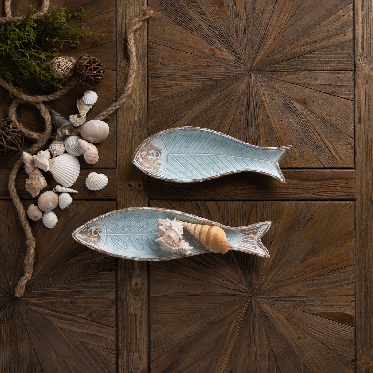 Geometric Etched Fish Plate (Set of 2)
