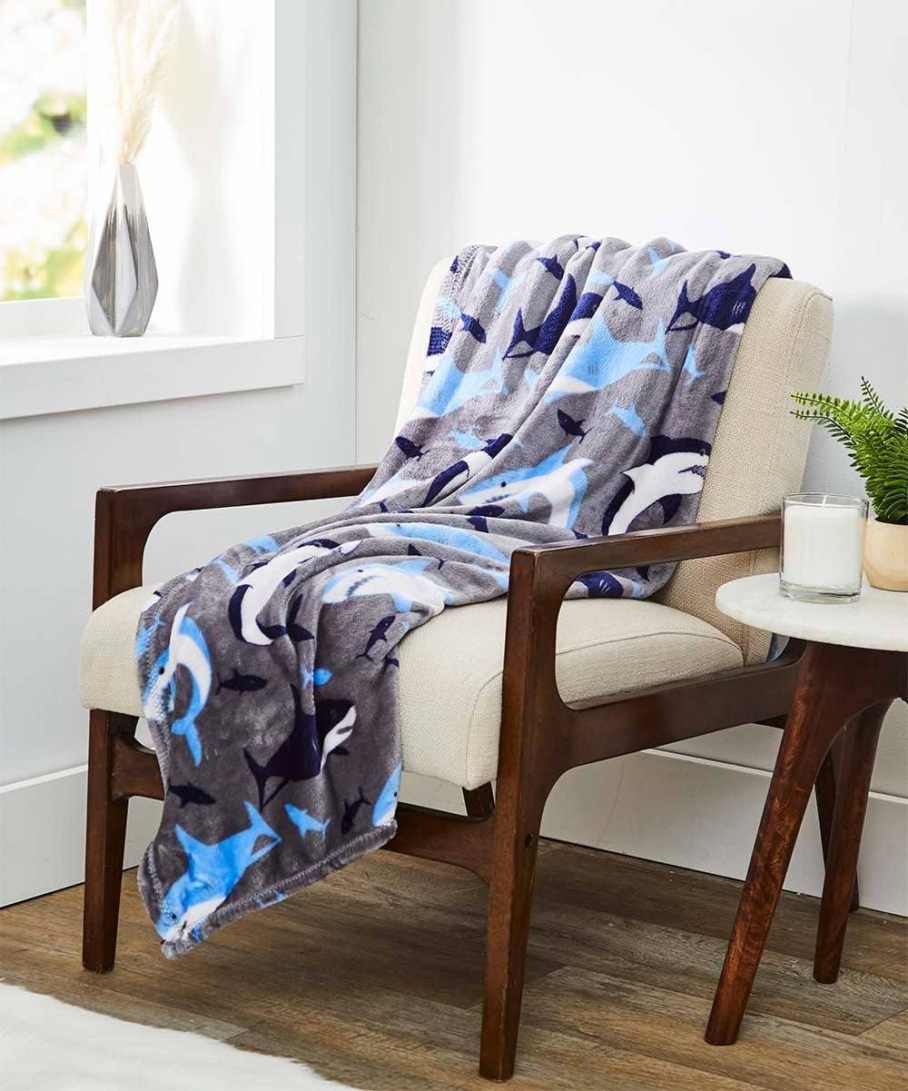 Soft Fleece Throw Blanket 50x60 – Lightweight Cozy Bed Couch Sofa Blanket for All Seasons