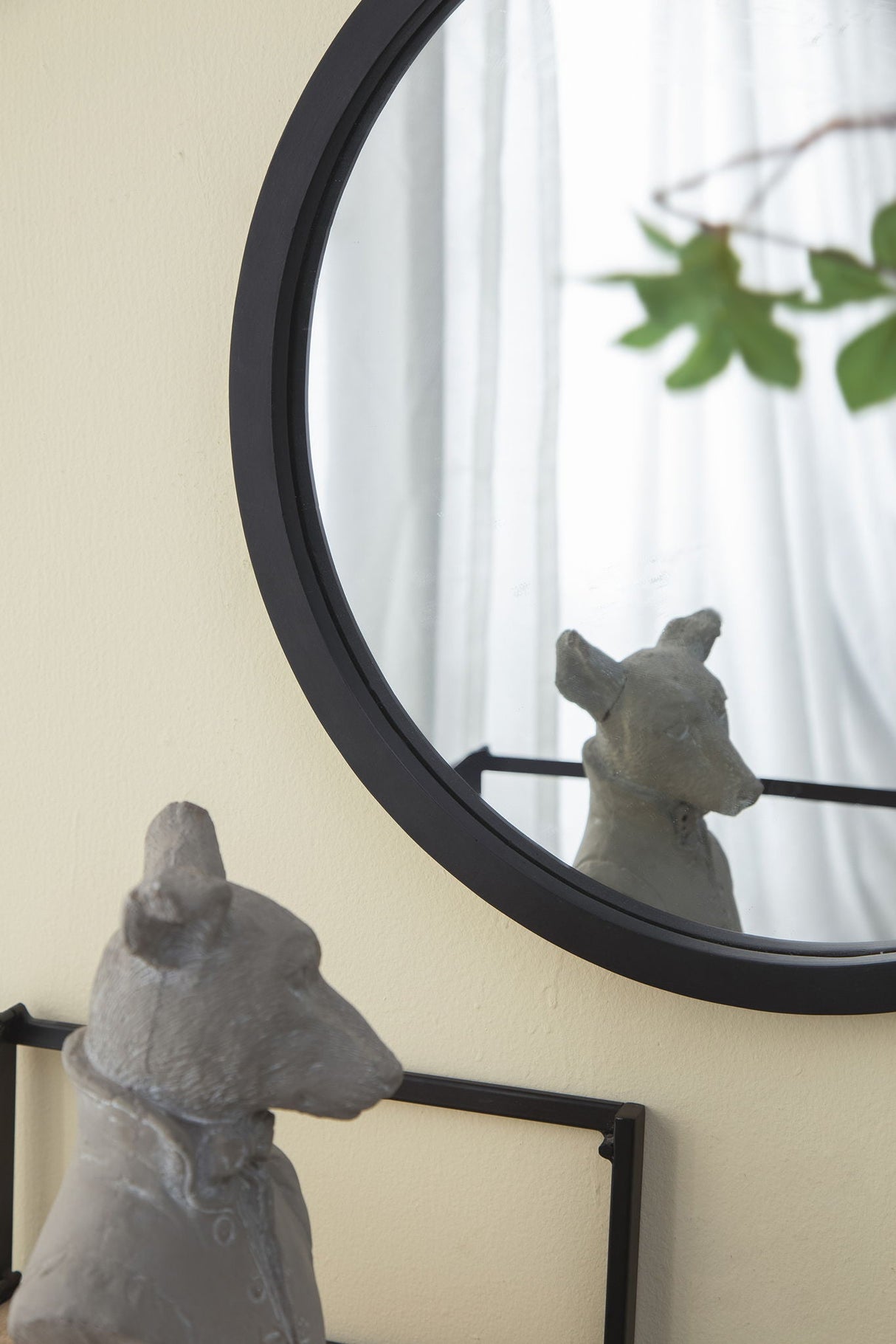 Circle Wall Mirror With Wooden Frame, Wall Mirror For Living Room