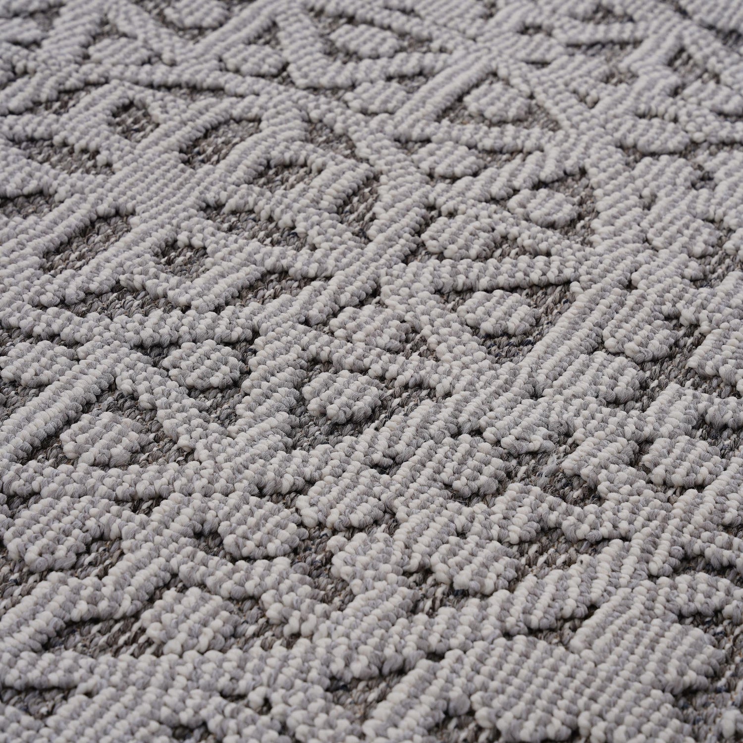 Naar guros collection medallion indoor/outdoor area rug