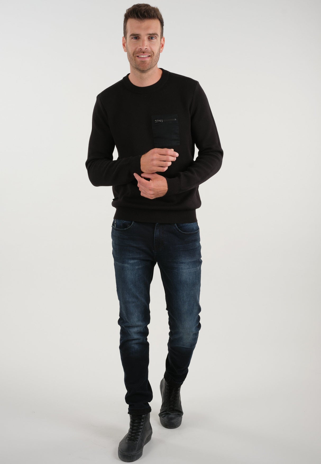 Deeluxe Tom Roundneck Sweater