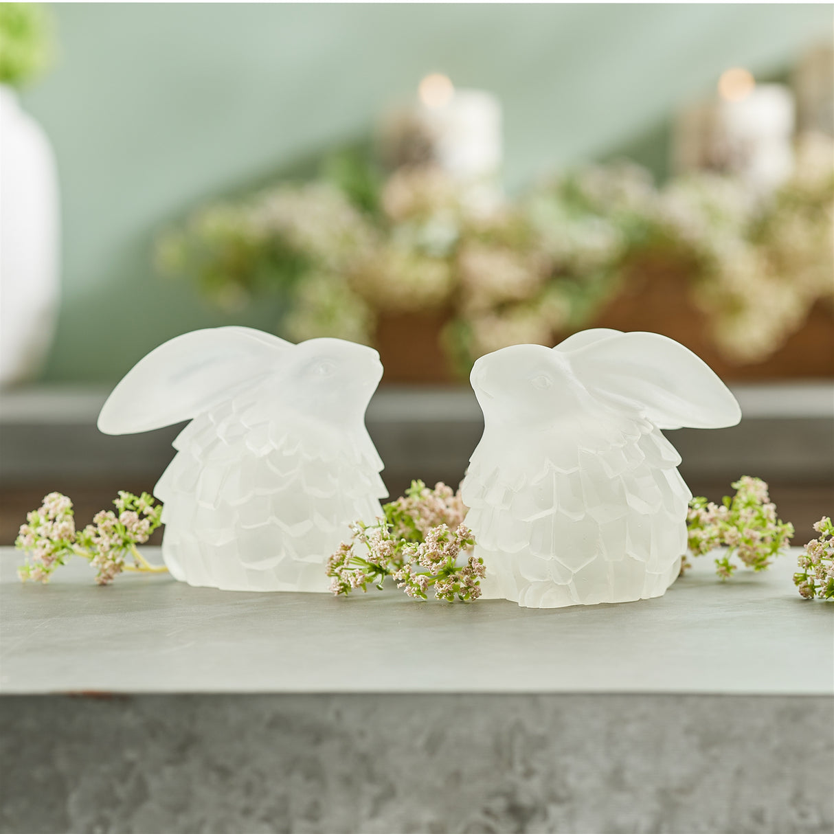 Frosted bunny figurine (set of 4)