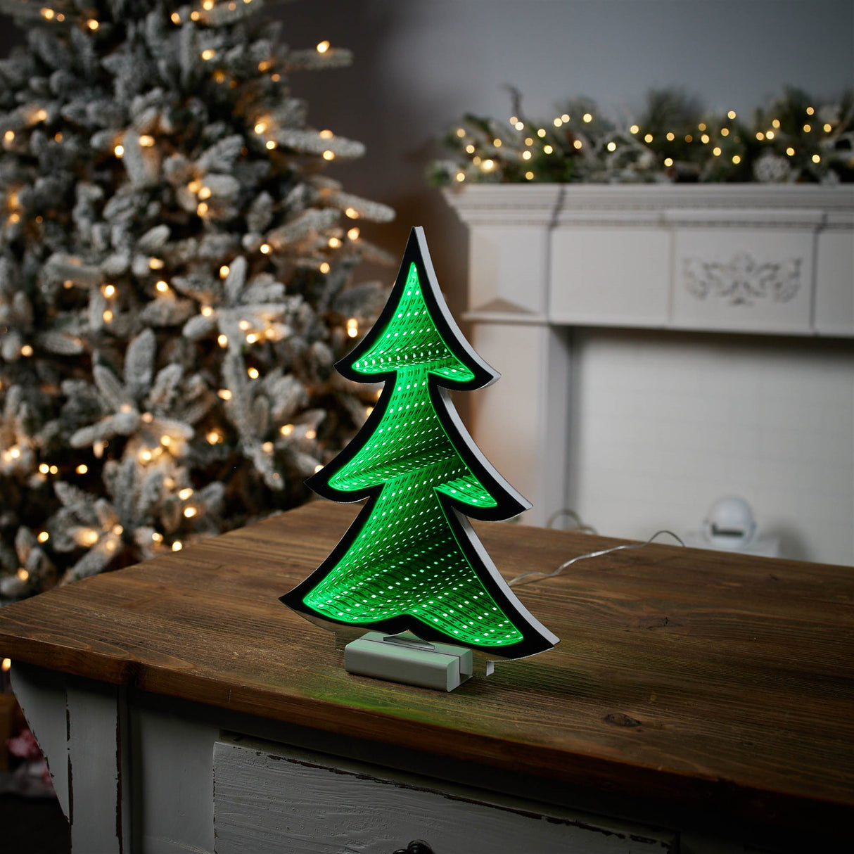 Green Pine Tree Ekkolight 11.75"H