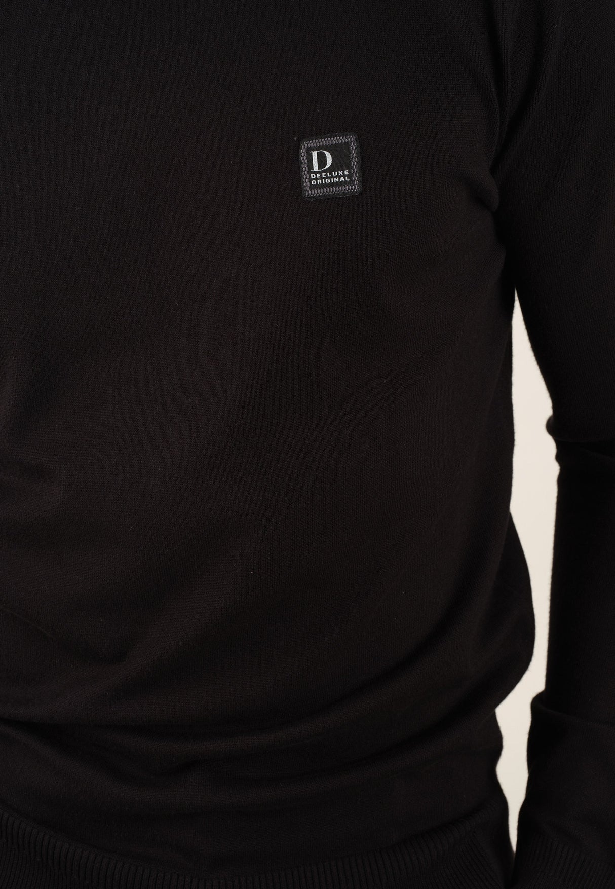 Deeluxe Daylon Roundneck Sweater