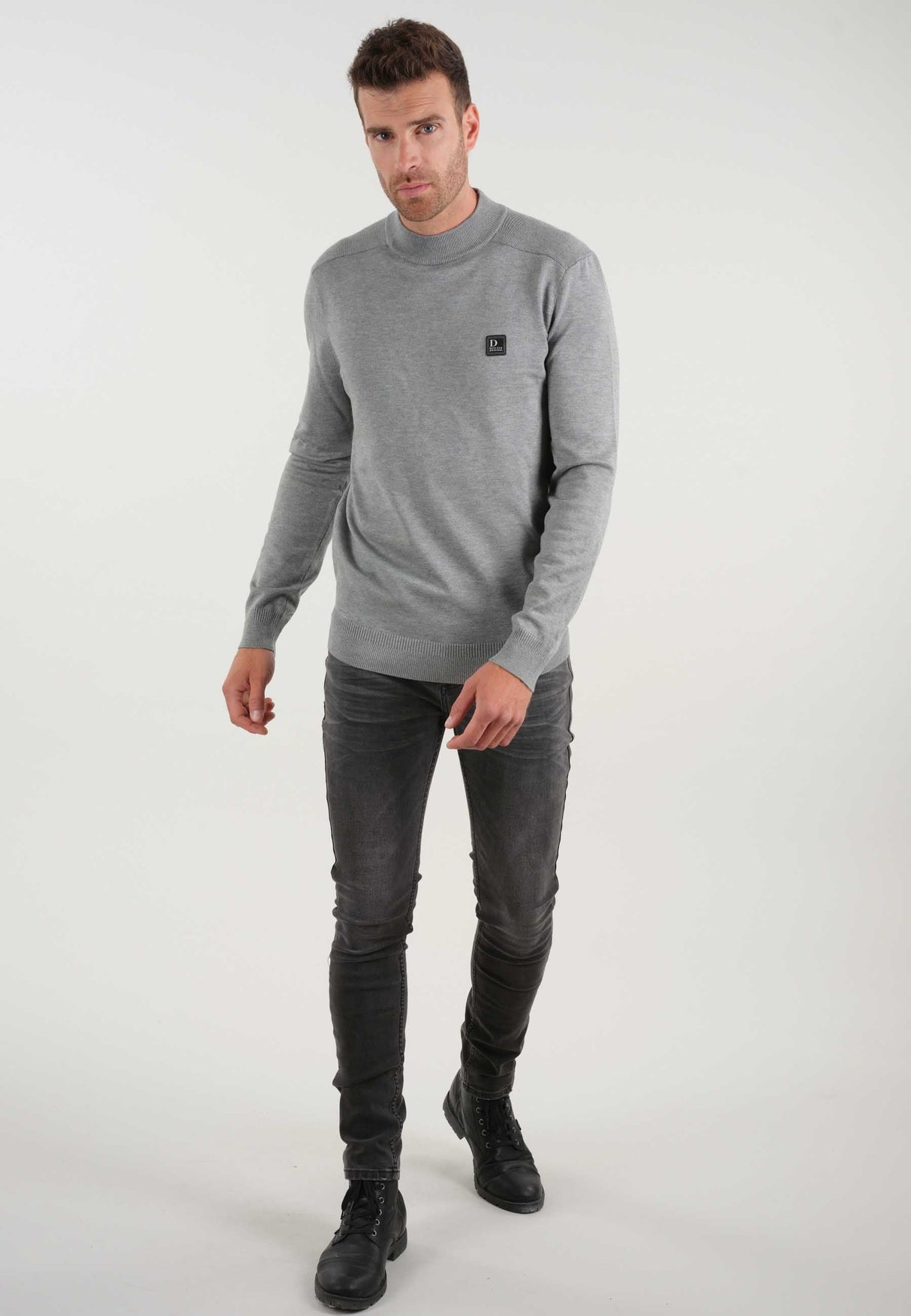 Deeluxe Daylon Roundneck Sweater