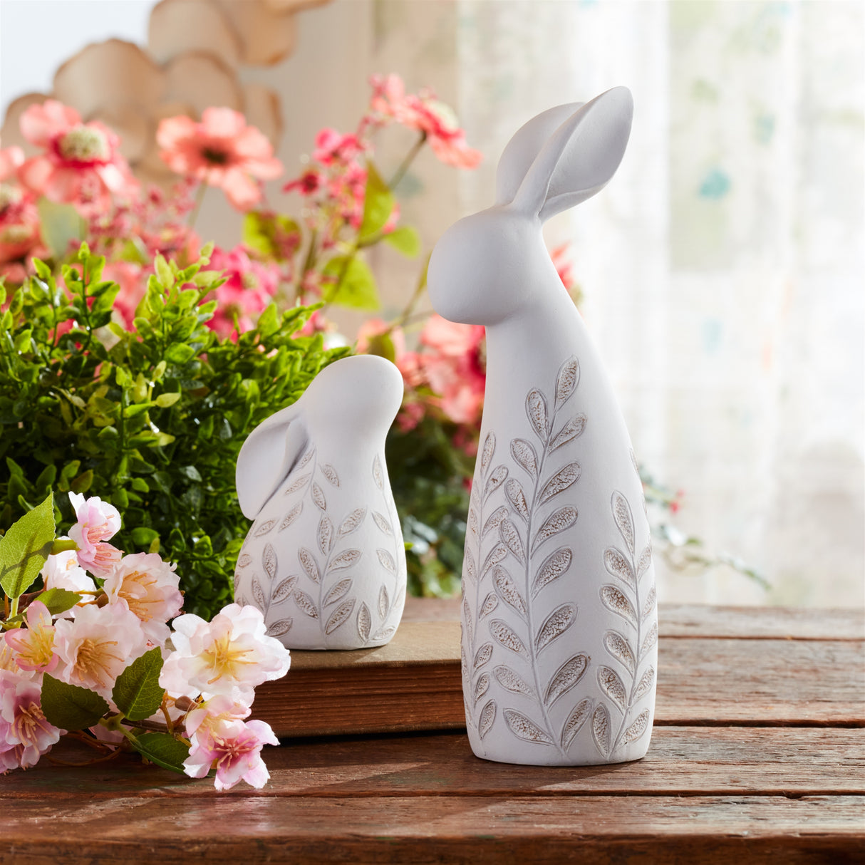 Etched bunny figurine (set of 2)