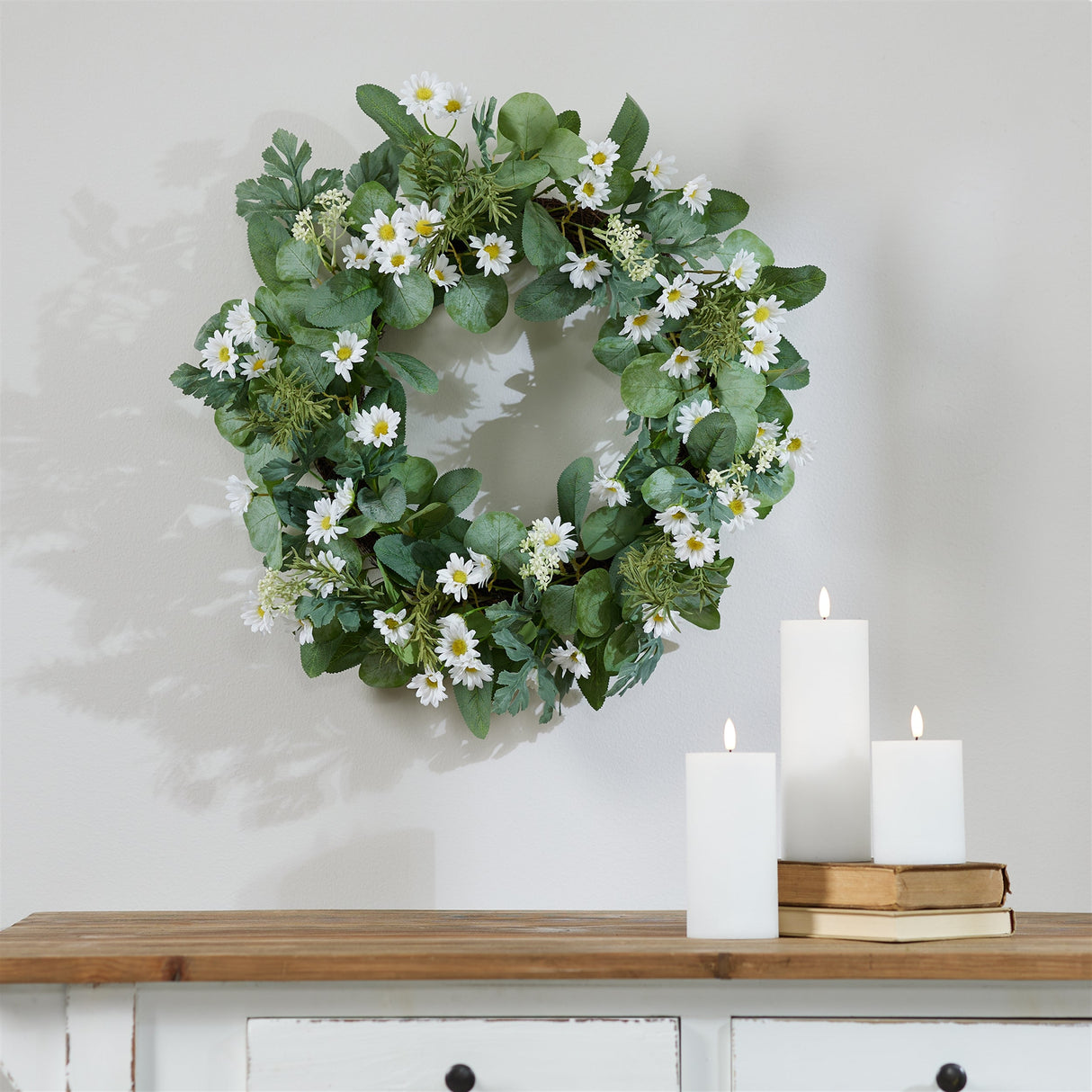 Mini Daisy and Foliage Wreath 22"D