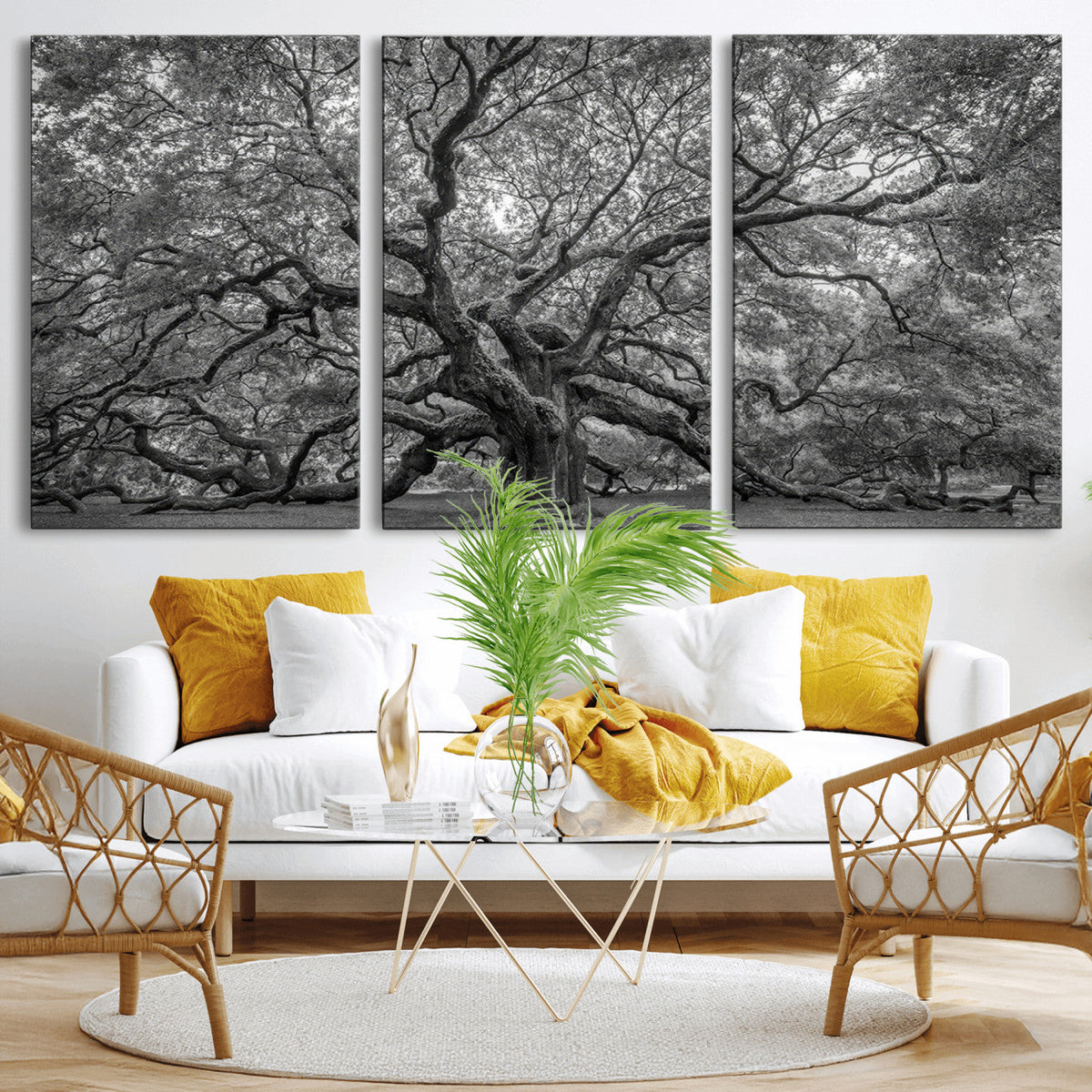 Majestic Angel Oak Tree Black and White Canvas Print – Multi