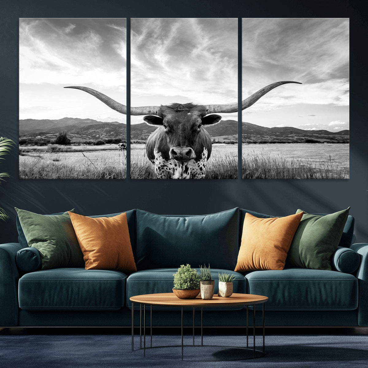 Longhorn Black and White Wall Art – Rustic Western Bull