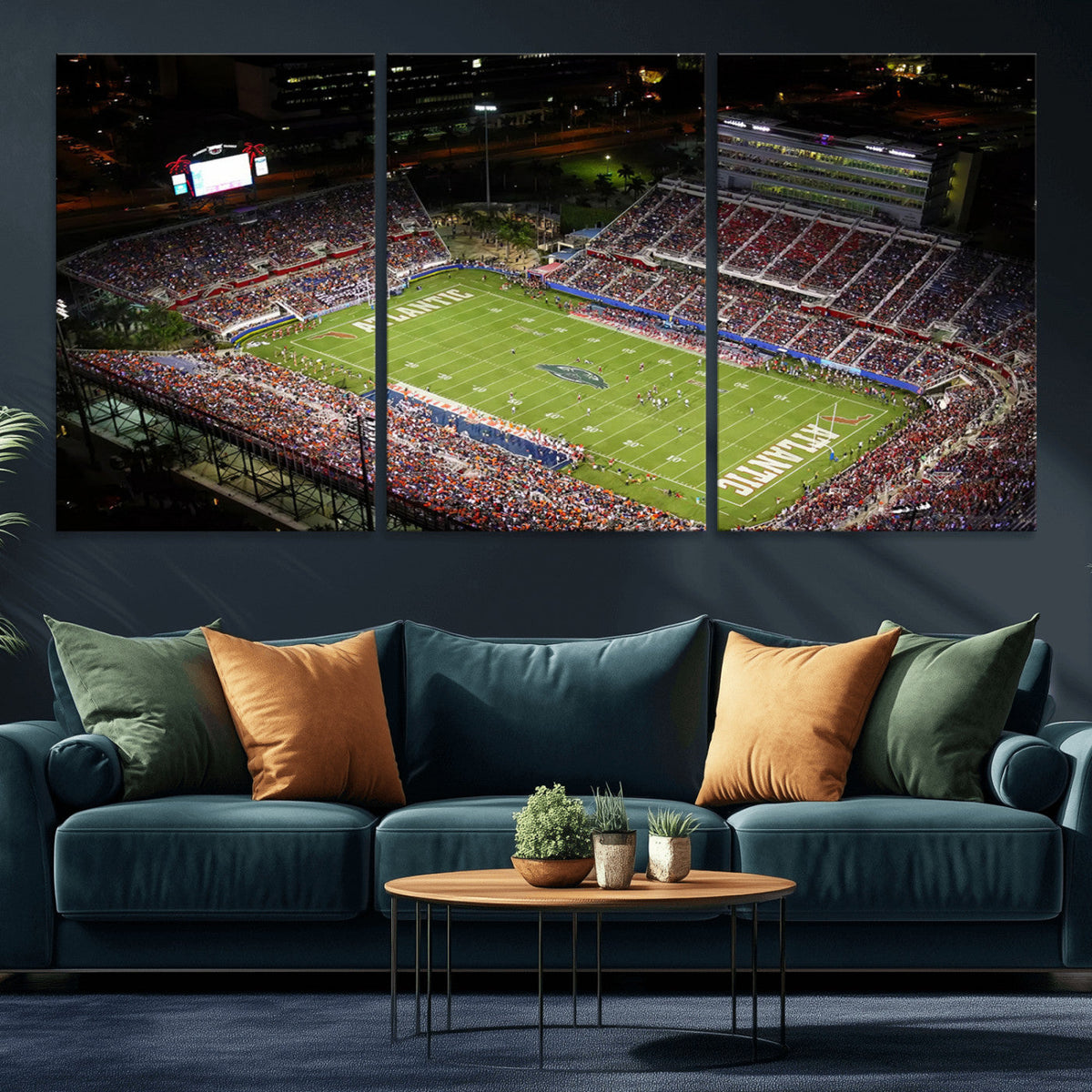 Florida Atlantic University Owls Canvas Print, Football Team