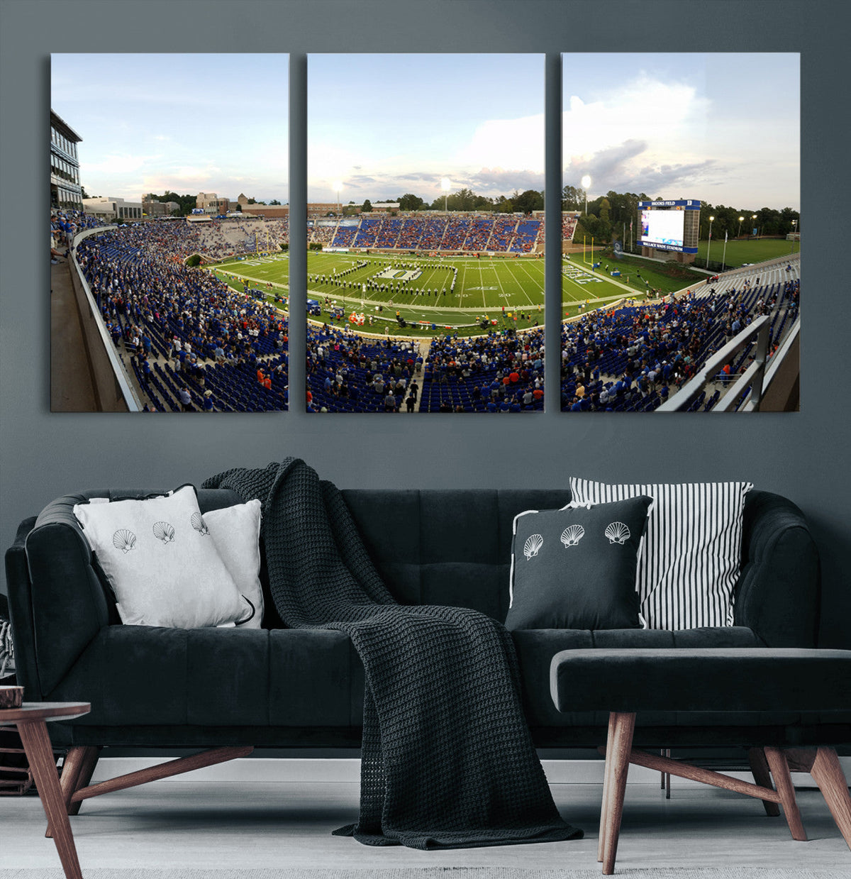 The Duke University Blue Devils Football Team Print - Durham