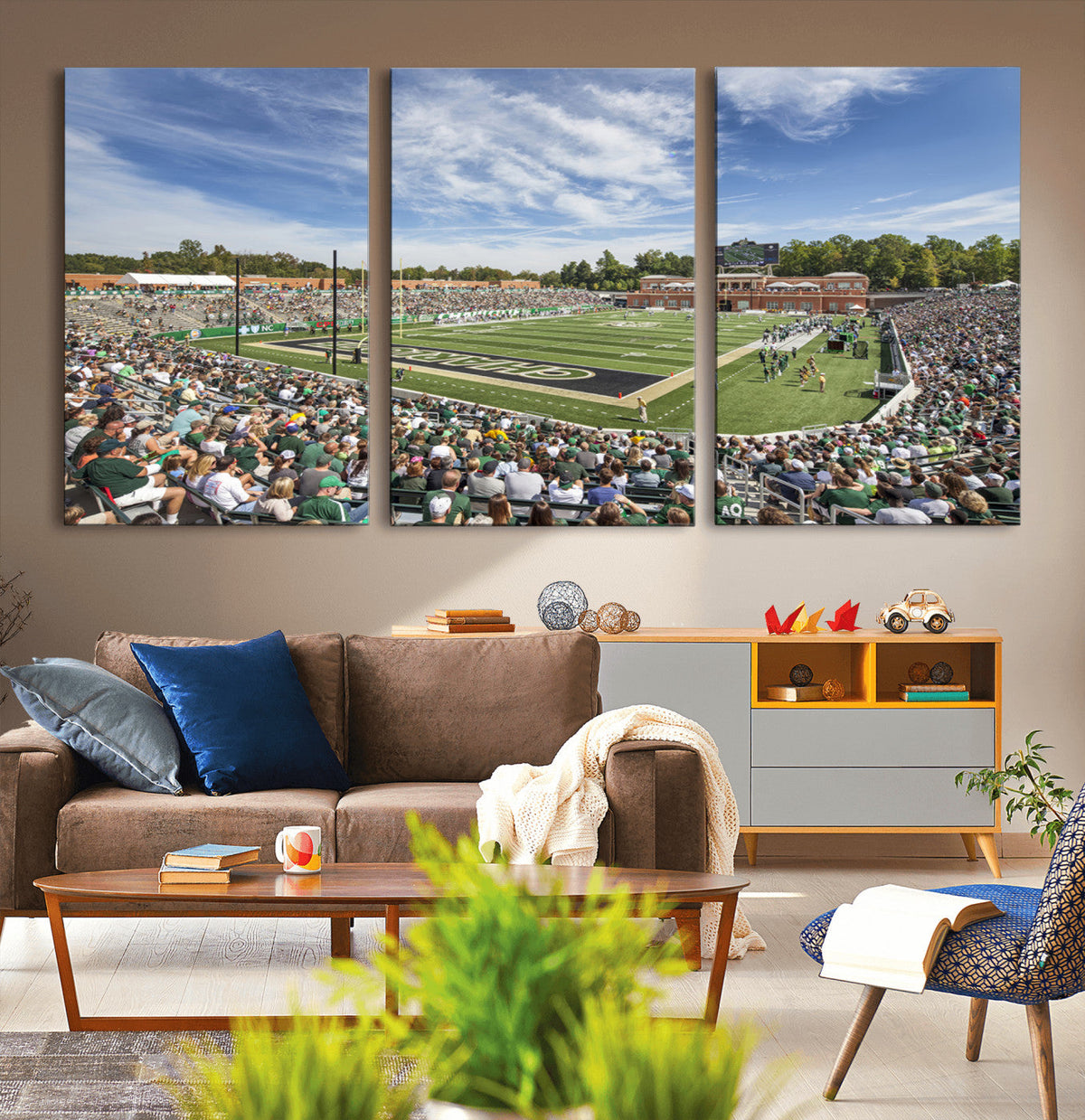 University of Charlotte 49ers Football Team Print -