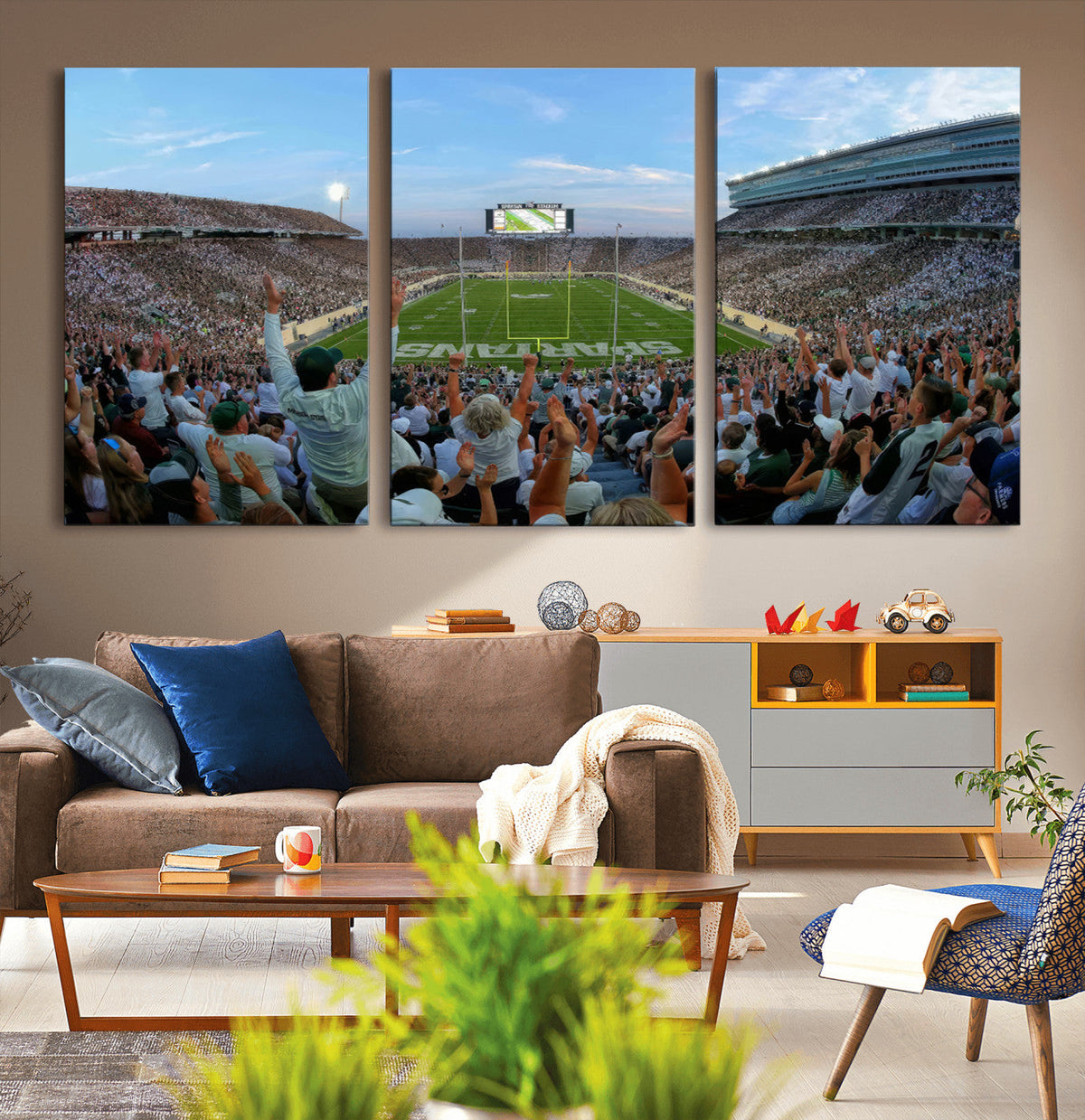Michigan State Spartans Football Team Art Print - East