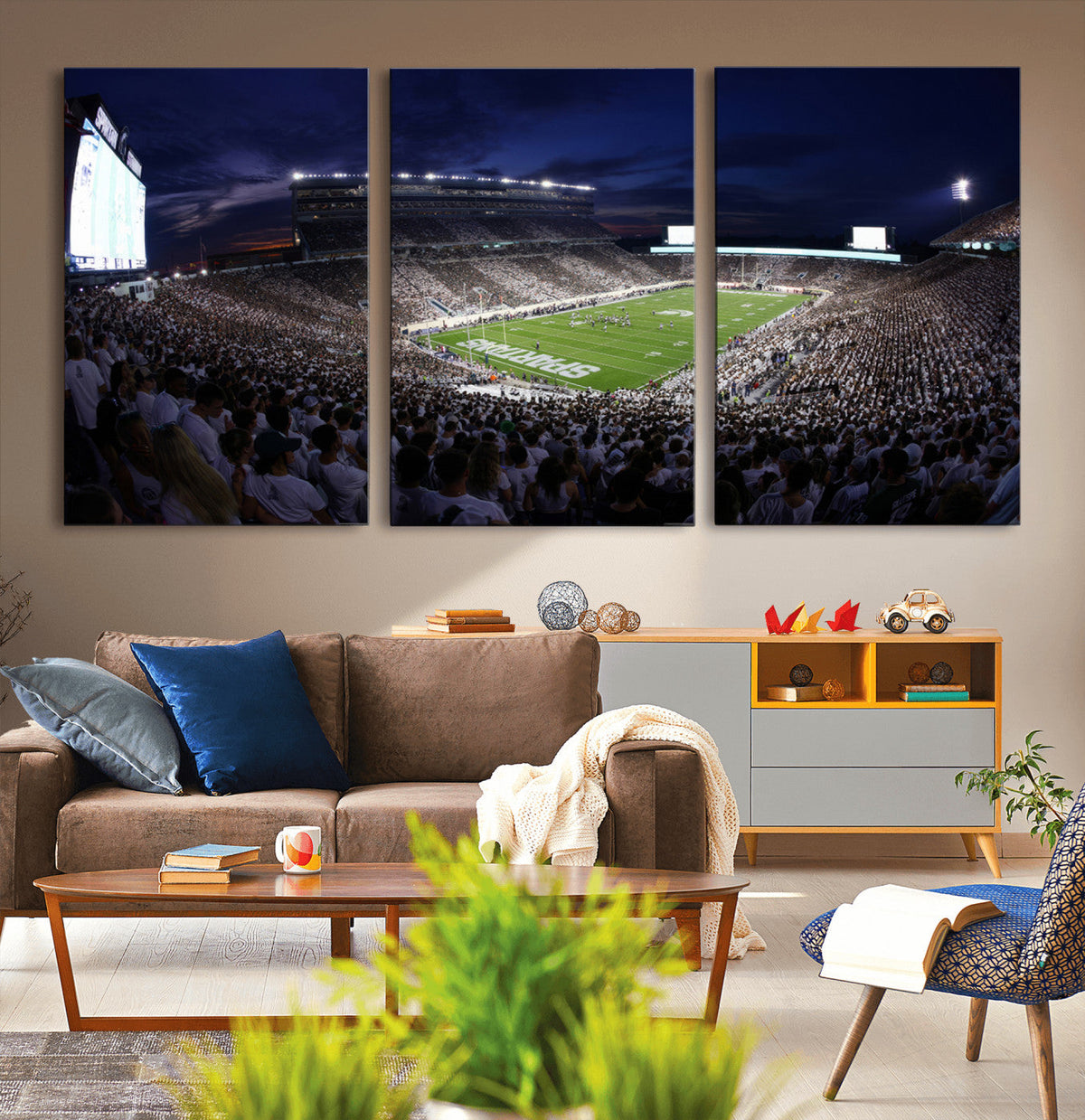 Michigan State Spartans Canvas, Framed Football Team Print -