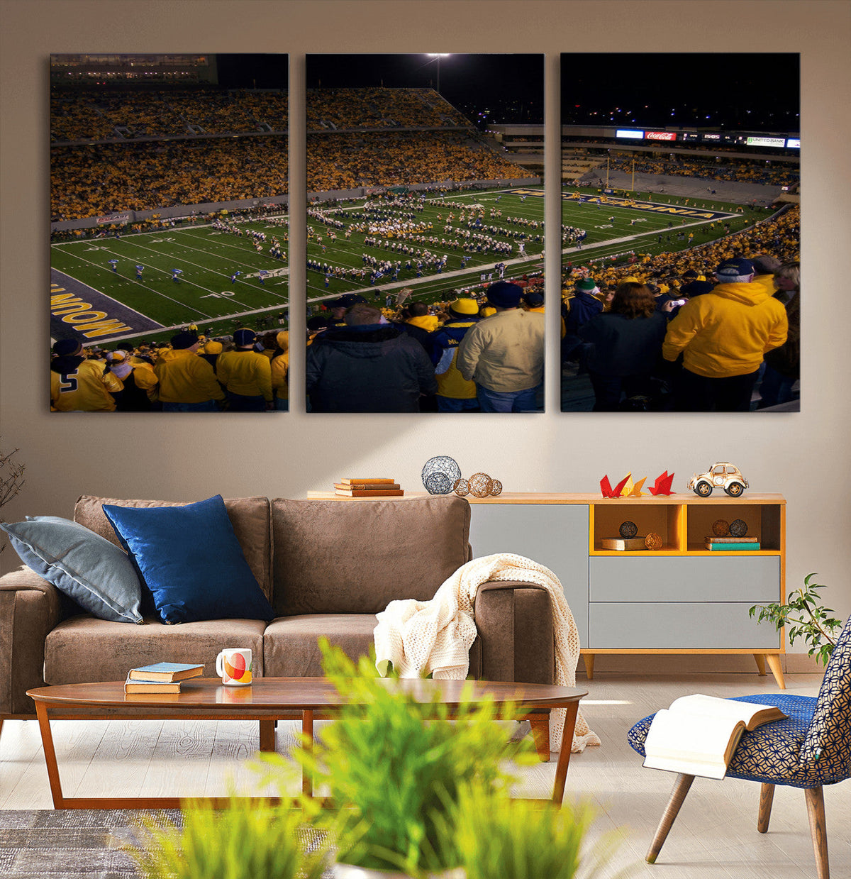 West Virginia Uni Mountaineers Football Team Print - Milan