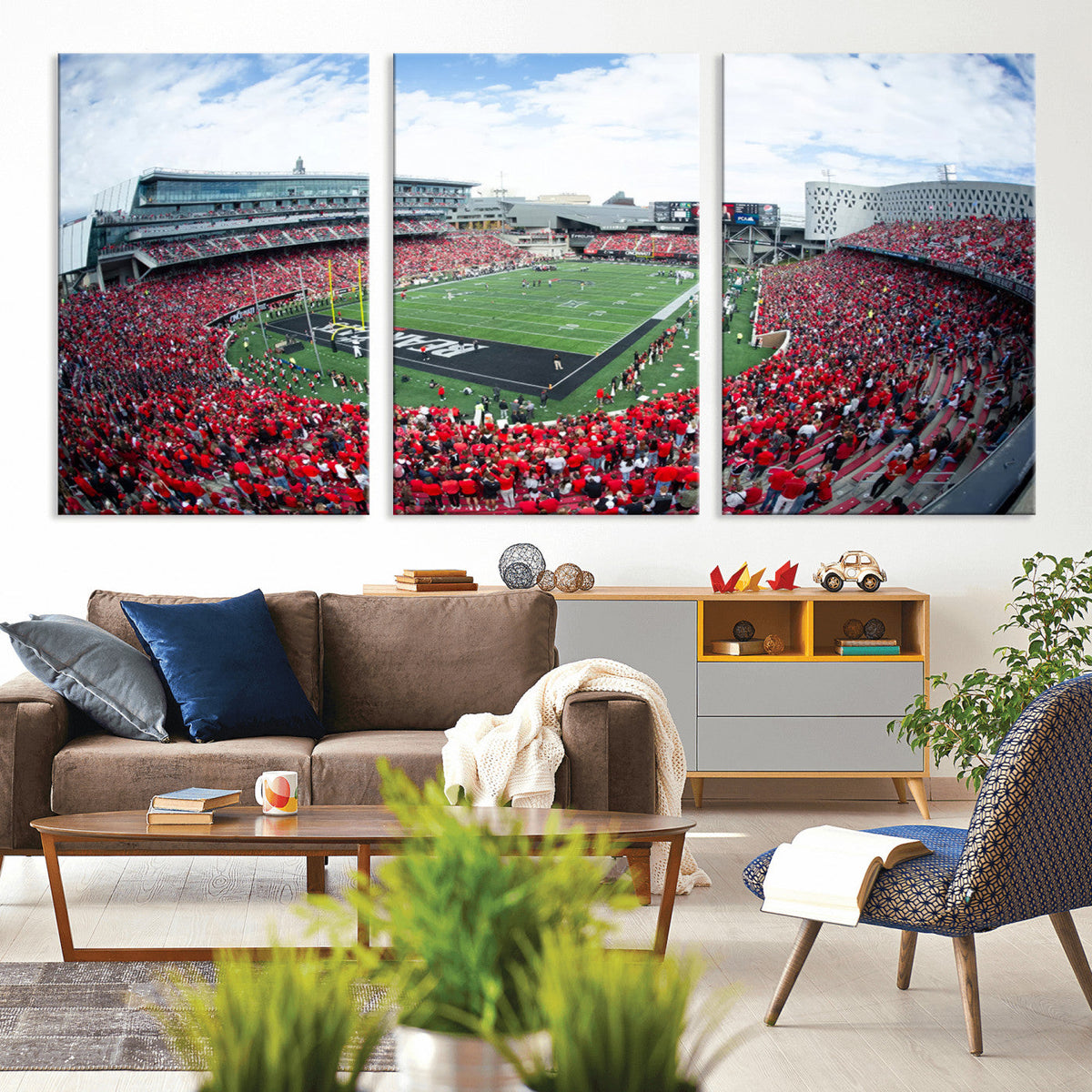Cincinnati Bearcats Football Team Print - Nippert Stadium Wall Art Canvas Print