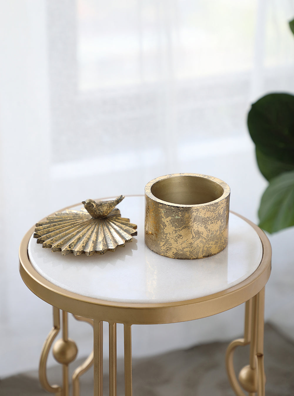 5.1x4.9x3.9' Circular Trinket Box with Bird