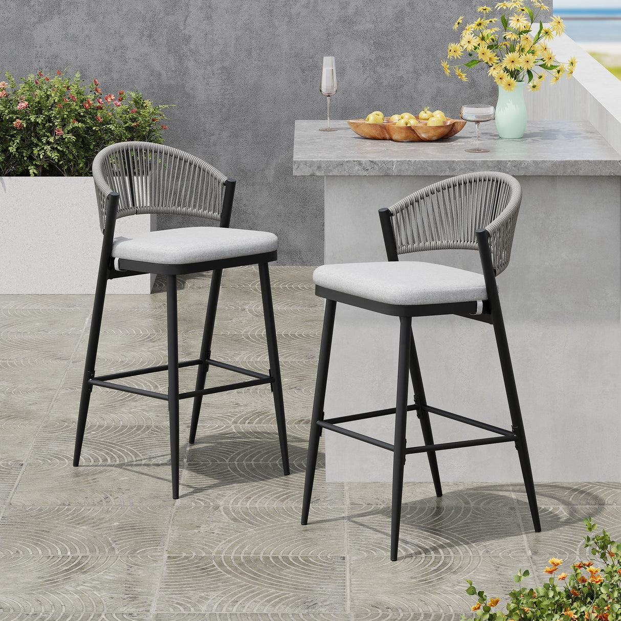 Outdoor Bar Height Metal Frame Counter Stools with Scallop Shaped Backrest