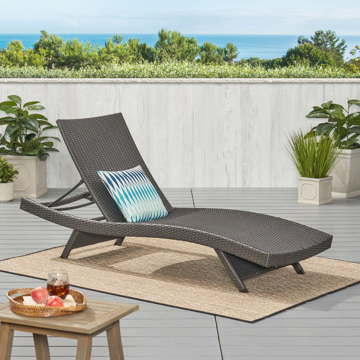 Salem - Chaise Lounge