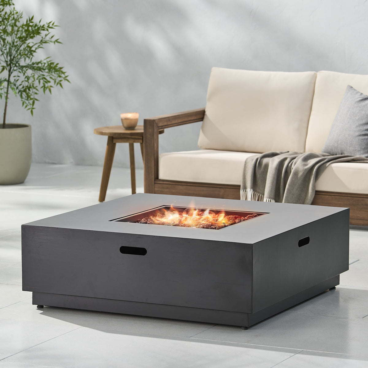 39'' SQUARE IRON FIRE PIT - 50 000 BTU (Tank cover not Included)