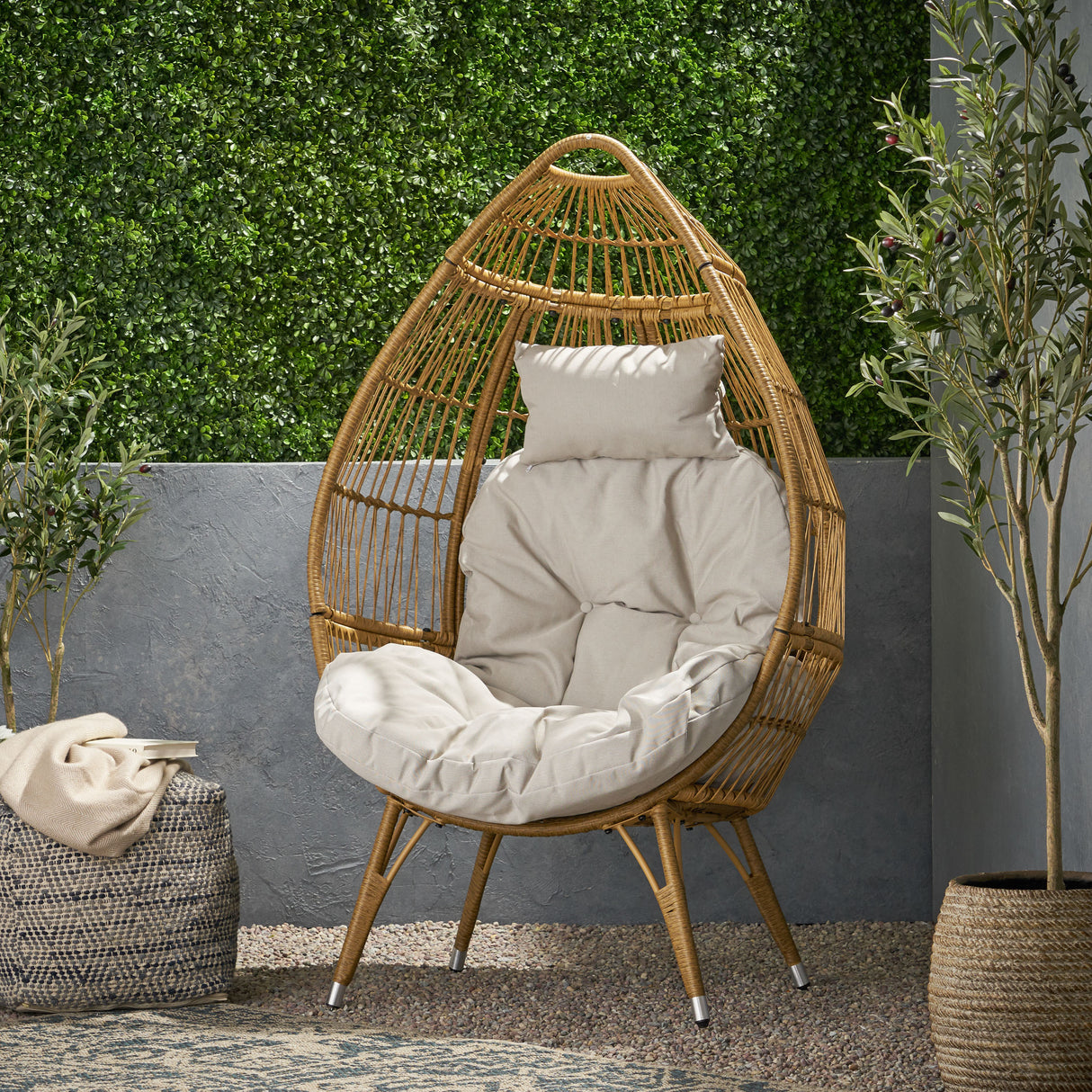 Winston-Teardrop-Outdoor-Chair-Outdoor-Chairs