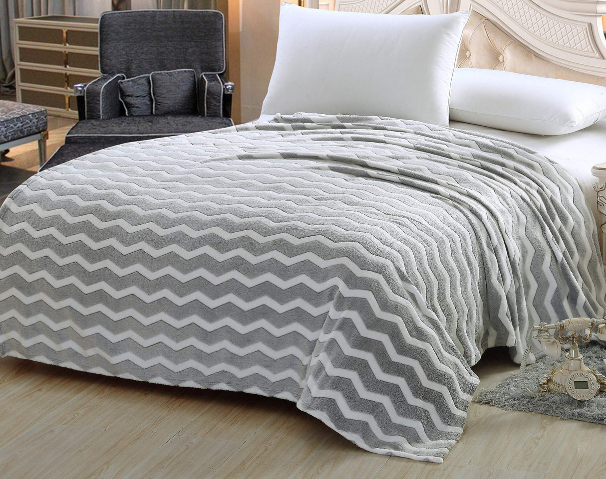 Decor&More Home Essentials Chevron Microplush Blanket