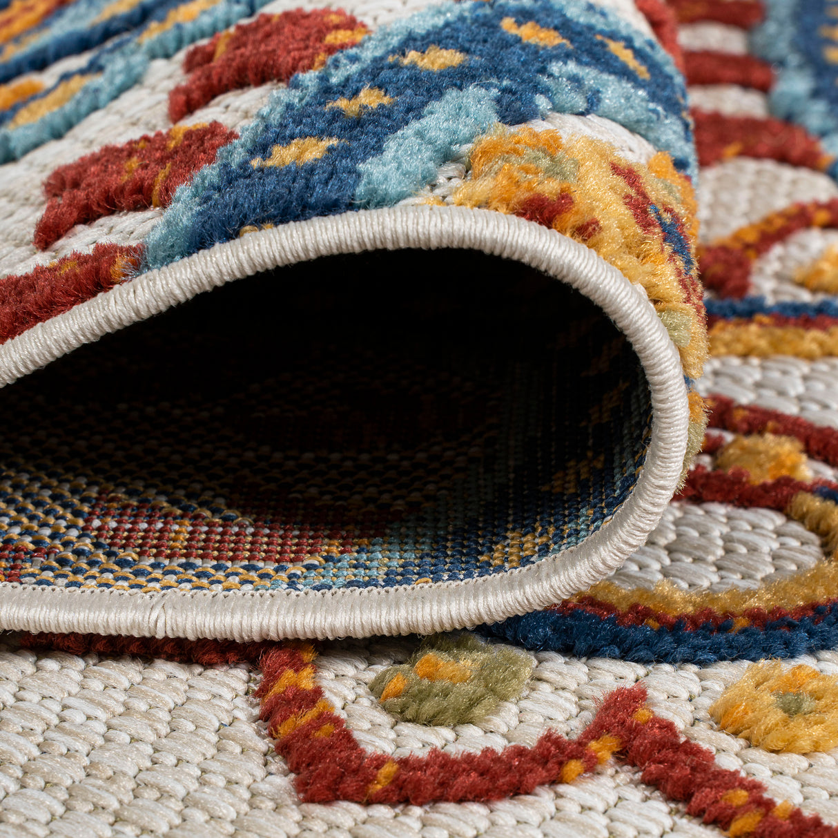 Gordes Paisley High-Low Indoor/Outdoor Runner Rug