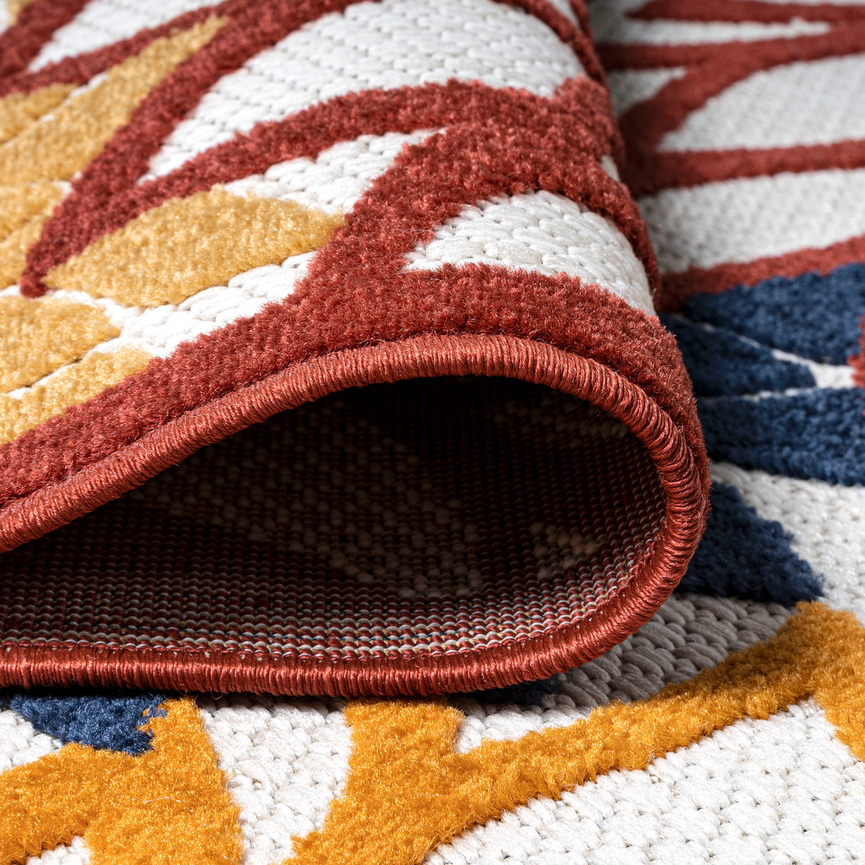 Minori Floral High-Low Indoor/Outdoor Runner Rug