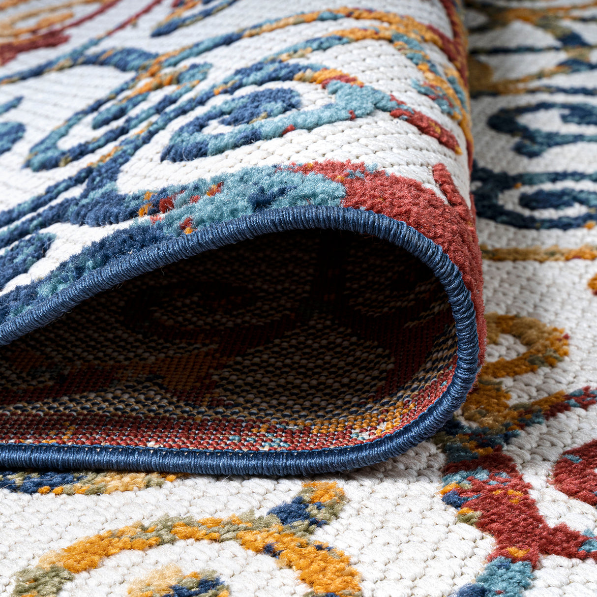 Atrani scroll trellis indoor/outdoor area rug