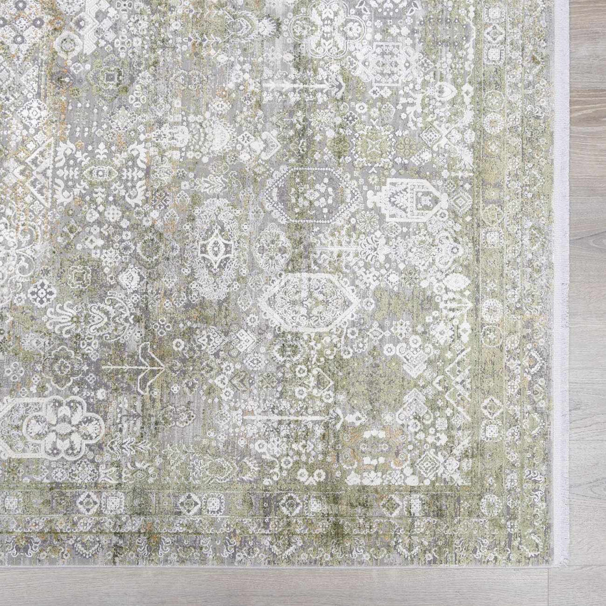 Arlen Area Rug