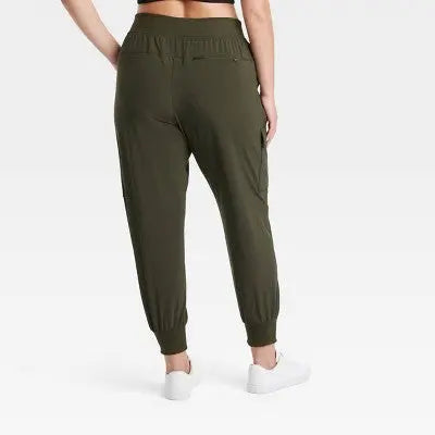 All in Motion Women's Stretch Woven Tapered Cargo Pants