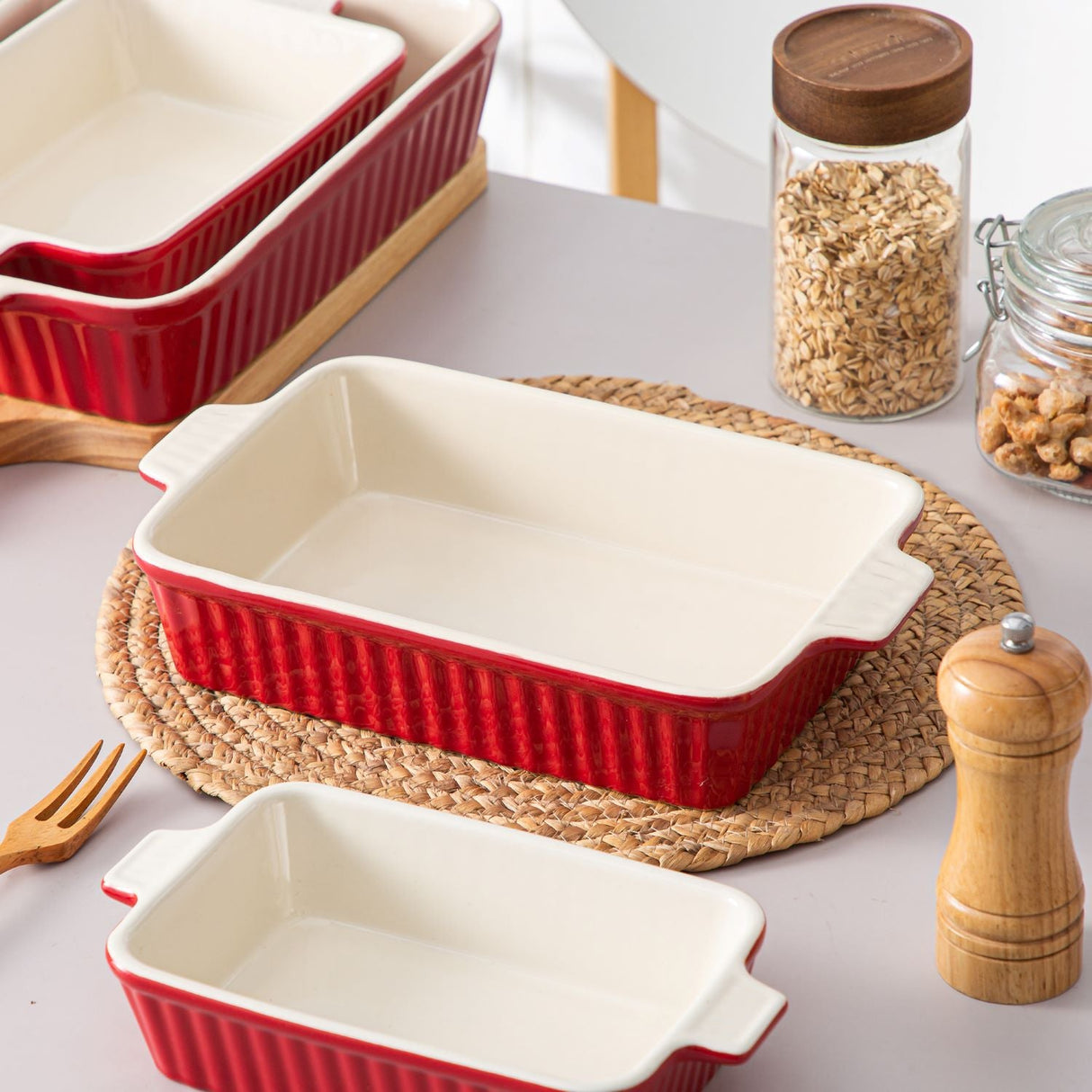 Red Bakeware Set of 4 Porcelain Baking Dishes