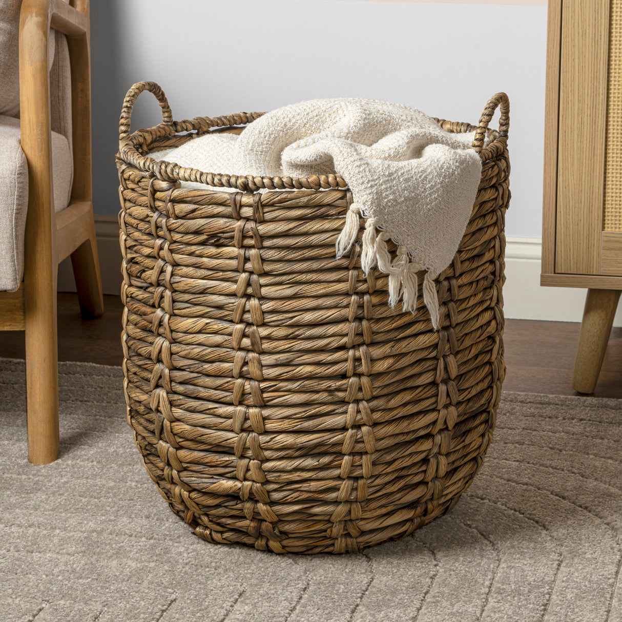 Laurel-Bohemian-Handwoven-Abaca-Hamper-Basket-with-Handles-Decorative-Baskets-&-Storage