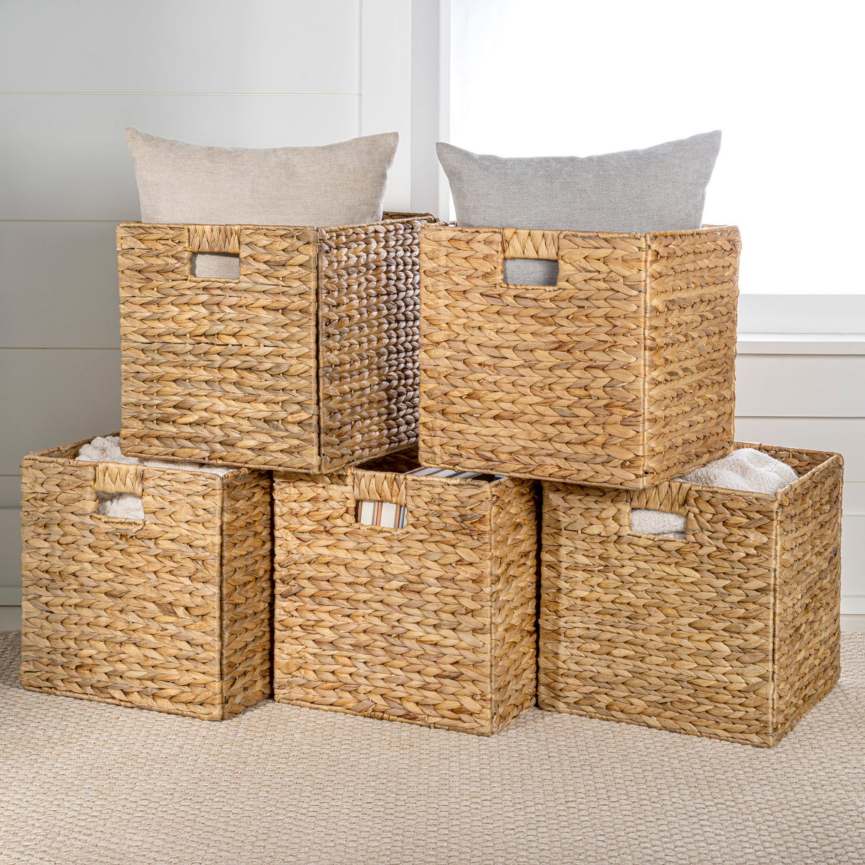 Bryce Classic Farmhouse Handwoven Hyacinth Collapsible Storage Cube Baskets with Handles (Set of 5)