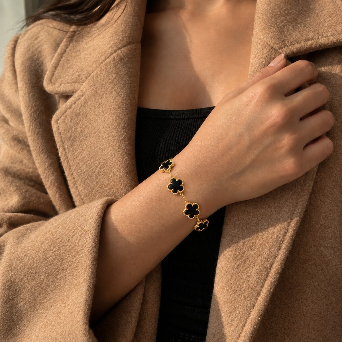 Title: 18k Gold Plated Bloom Line Bracelet