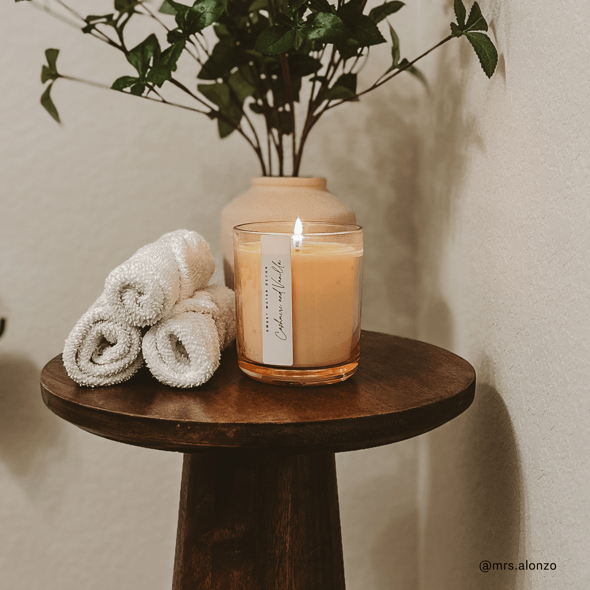 Cashmere and Vanilla Soy Candle - Tinted Glass Jar - 12 oz