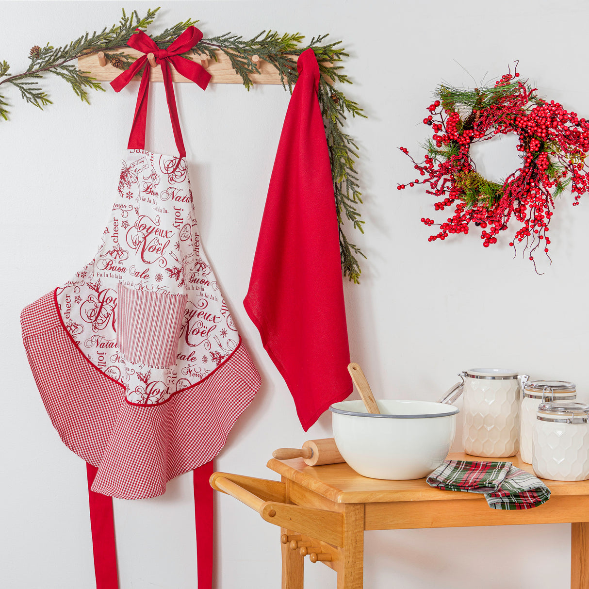 DII Cotton Christmas Ruffle Apron, Joyeux Noel