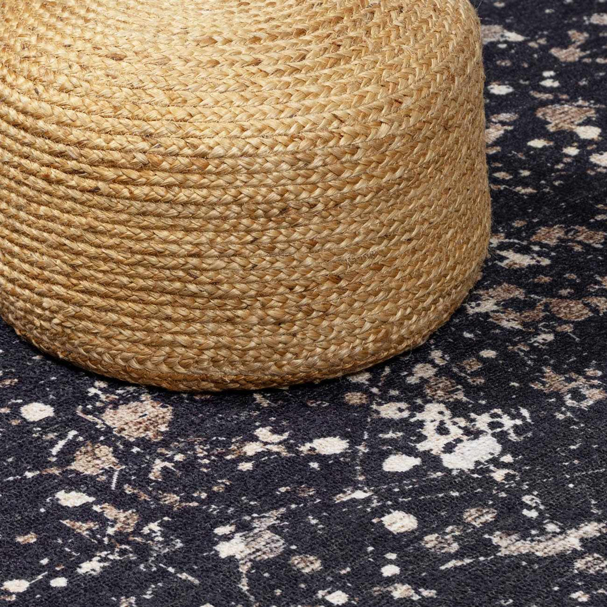 Janek I Modern Abstract Area Rug