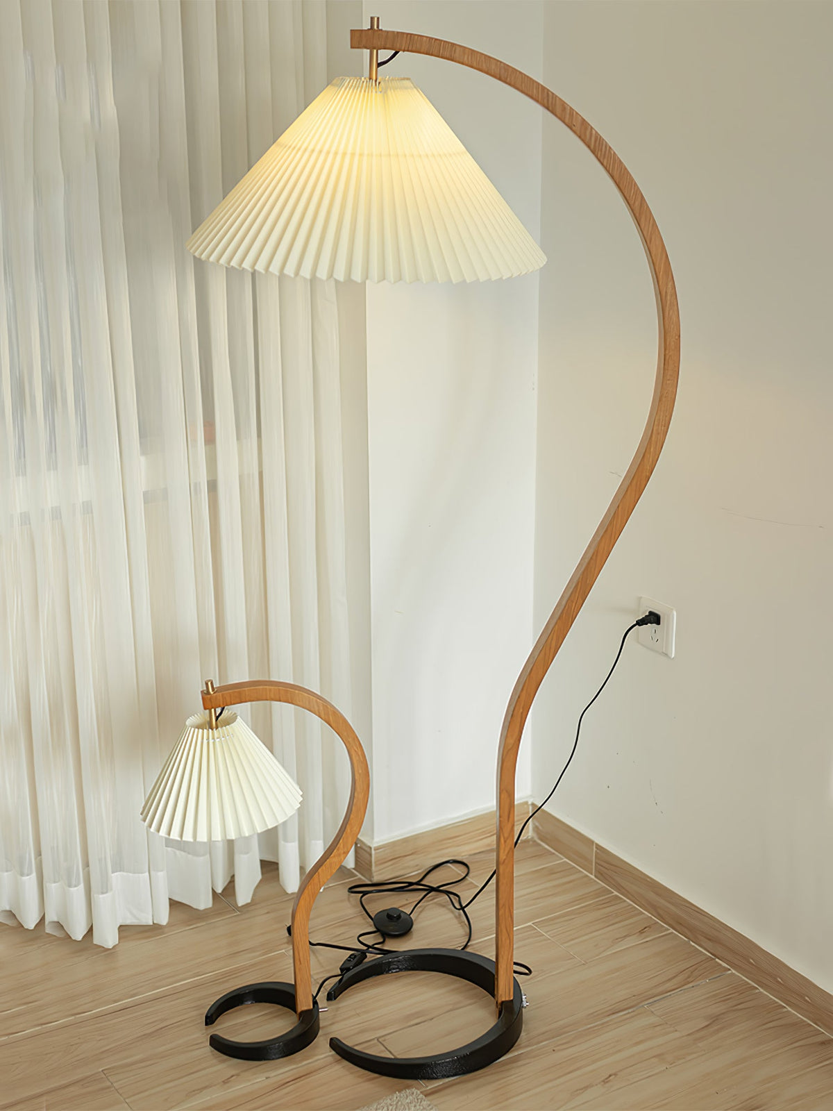Arbora | Arc Floor Lamp with Beech Wood and Pleated Shade | Plug In Lamp for Living Room