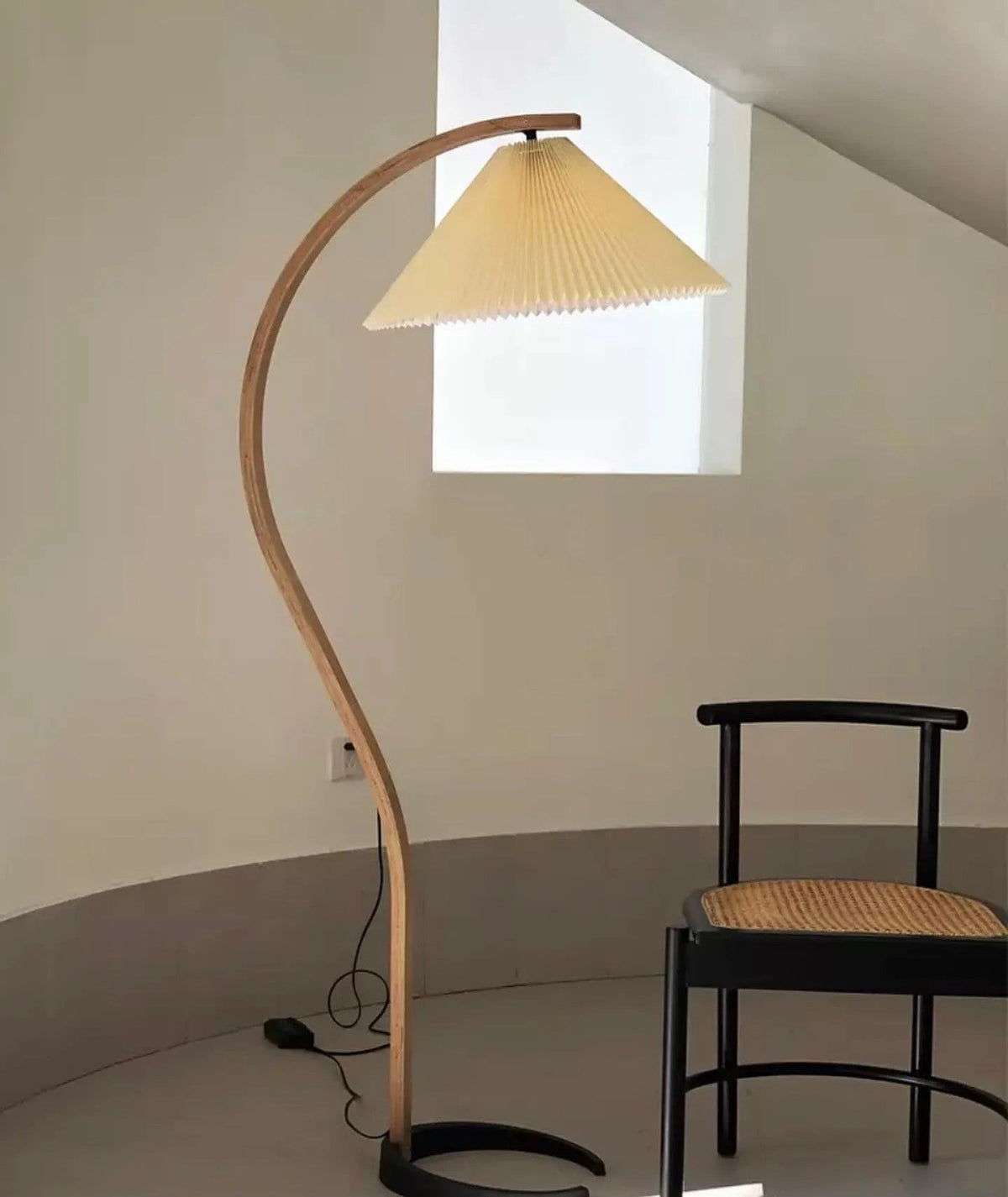 Arbora | Arc Floor Lamp with Beech Wood and Pleated Shade | Plug In Lamp for Living Room