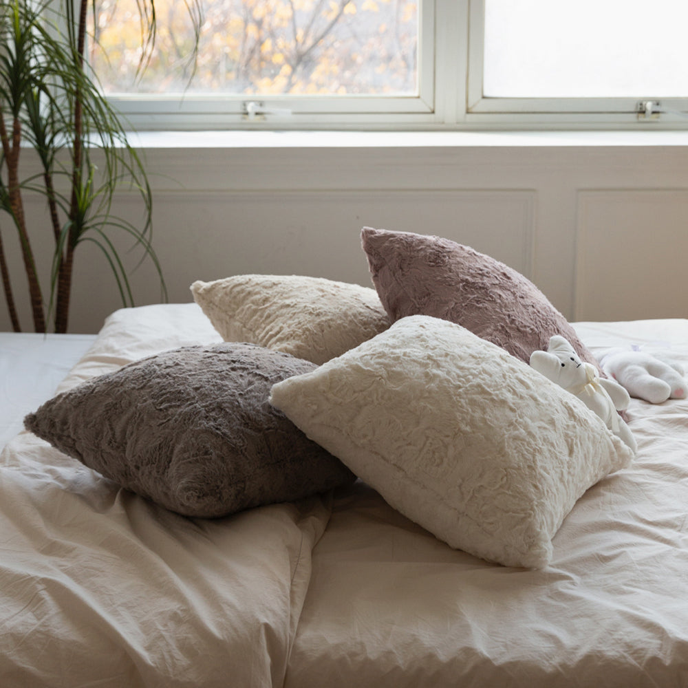 Set of 4 Double sides furry throw pillow case and insert 18"x18" square