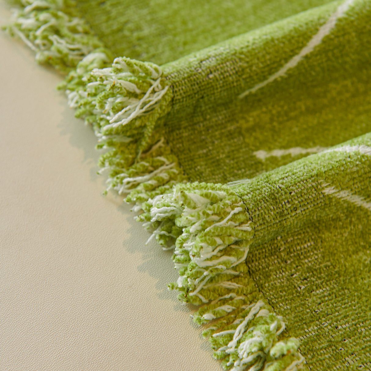 Decorative Throw Blankets for Sofa, Oversized Pretty Floral Throws for Sofas
