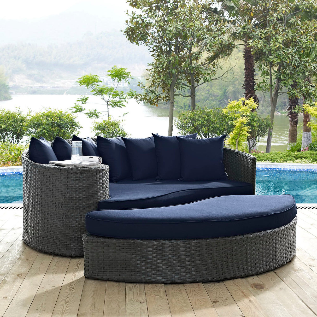 Sojourn Outdoor Patio Sunbrella Daybed by Modway
