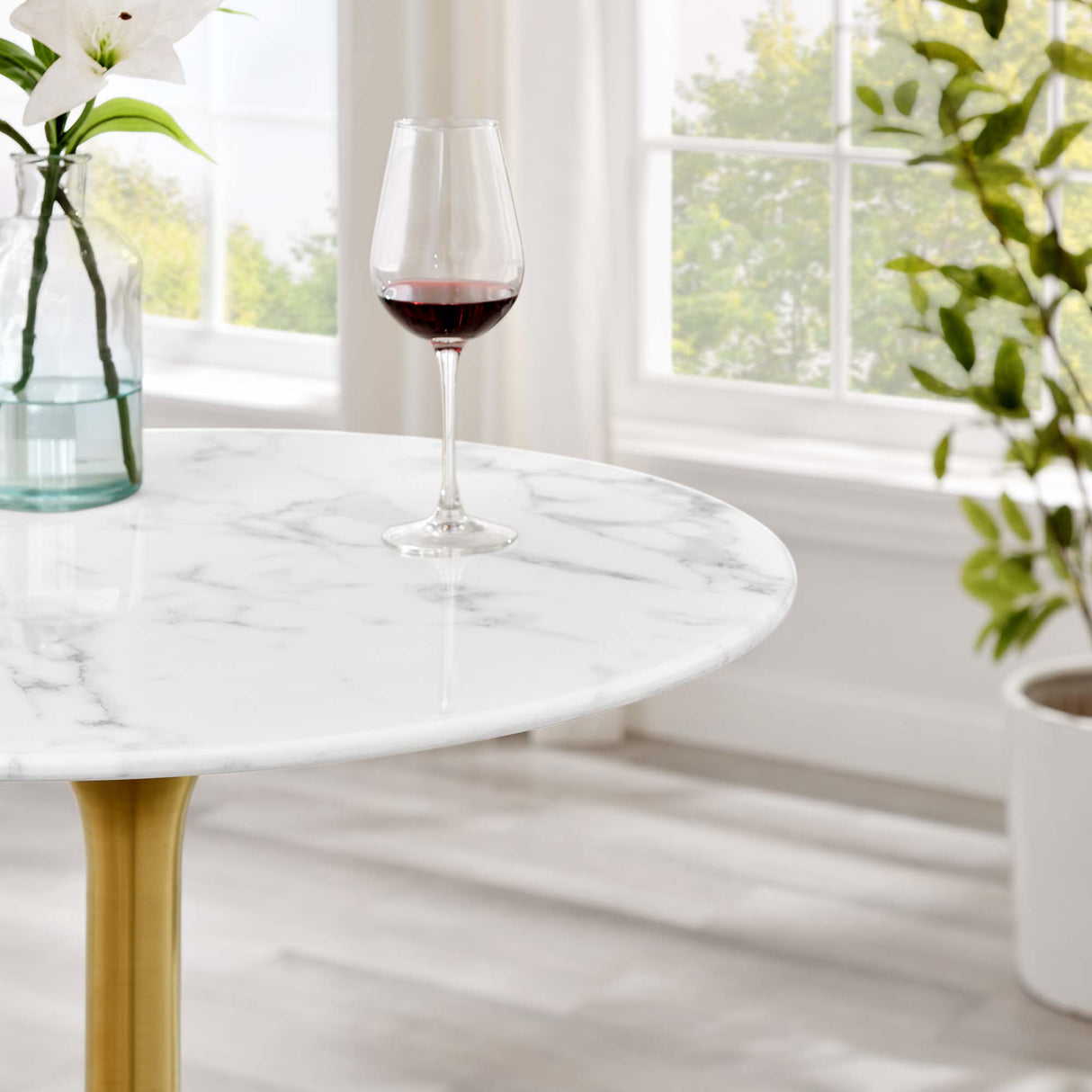 Lippa 28" Round Faux Marble Bar Table by Modway