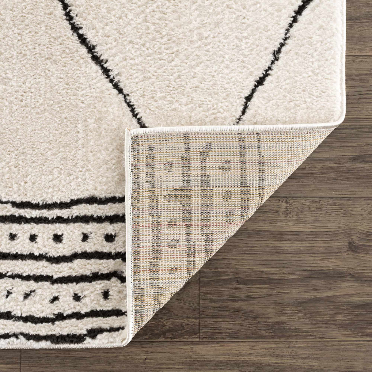 Keone Black & White Thick Rug