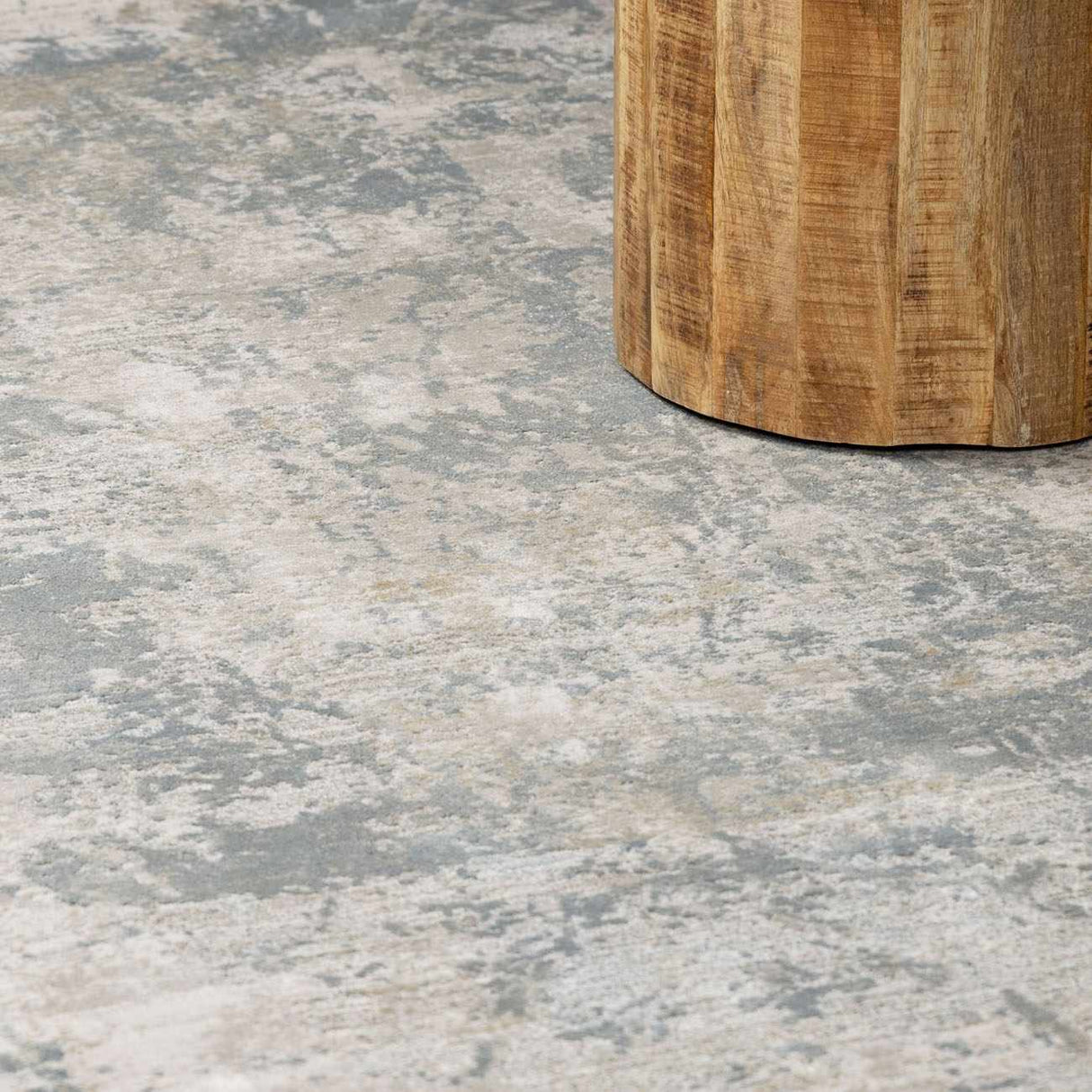 Fallin Gray Abstract Striped Luxe Rug