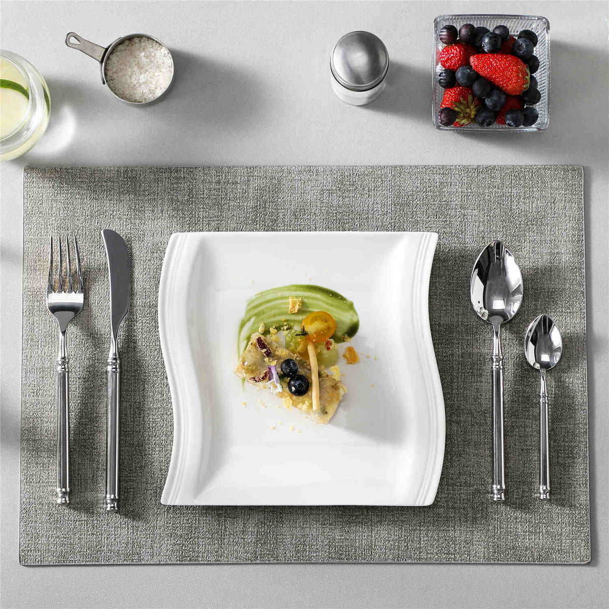 Flora Dessert Plates Set of 6