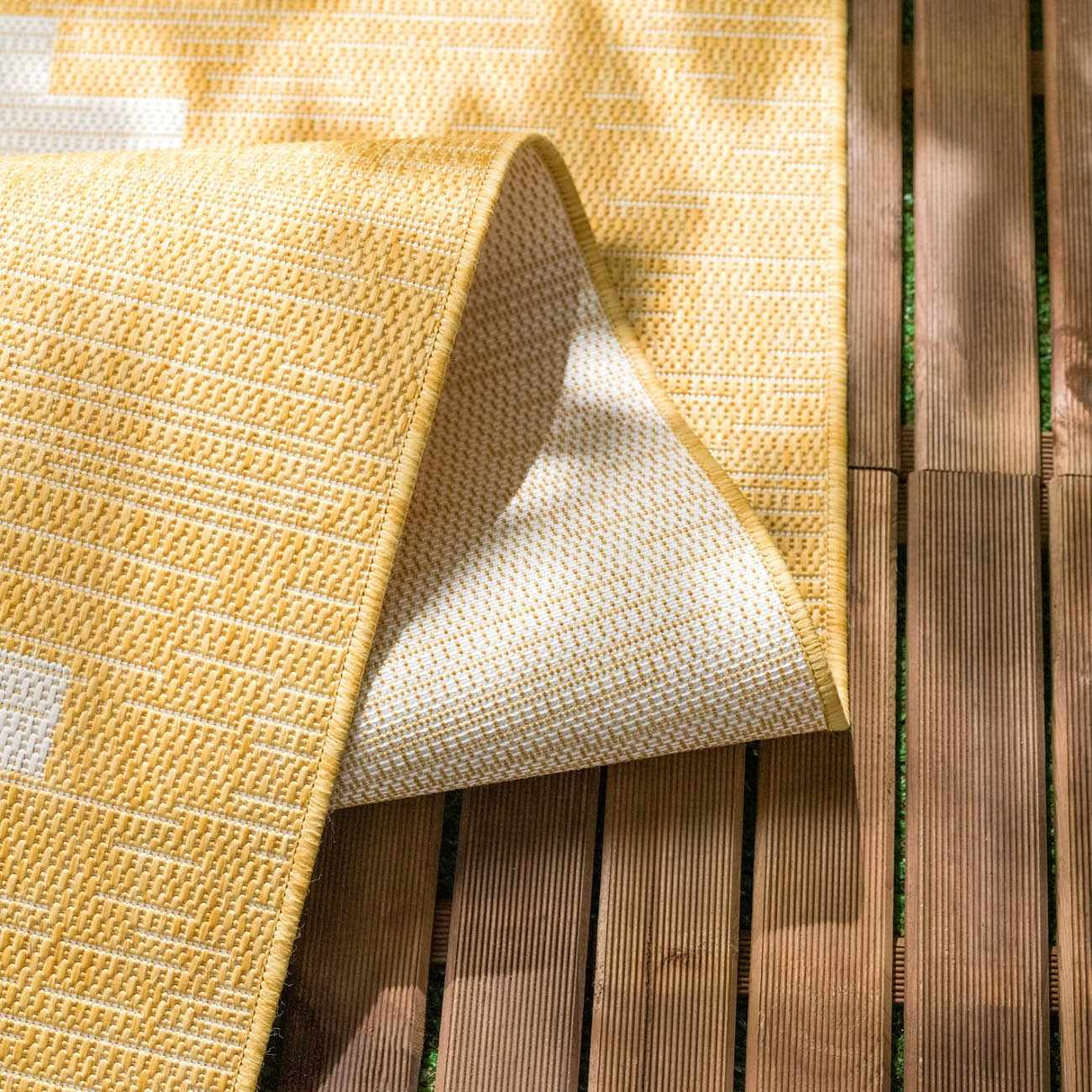 Djugun Yellow Outdoor Rug
