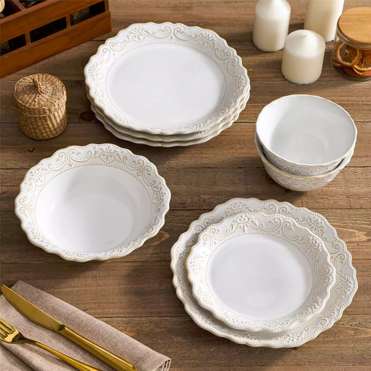Giselle 16 Piece Dinnerware Set