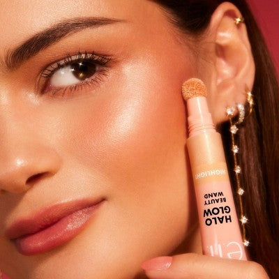 e.l.f. Halo Glow Highlighter Beauty Wand Champagne Campaign 0.33 fl oz